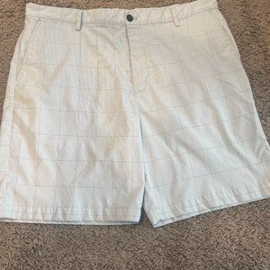 "Chaps Men's Golf Shorts: Stay Cool and Stylish on the Green"